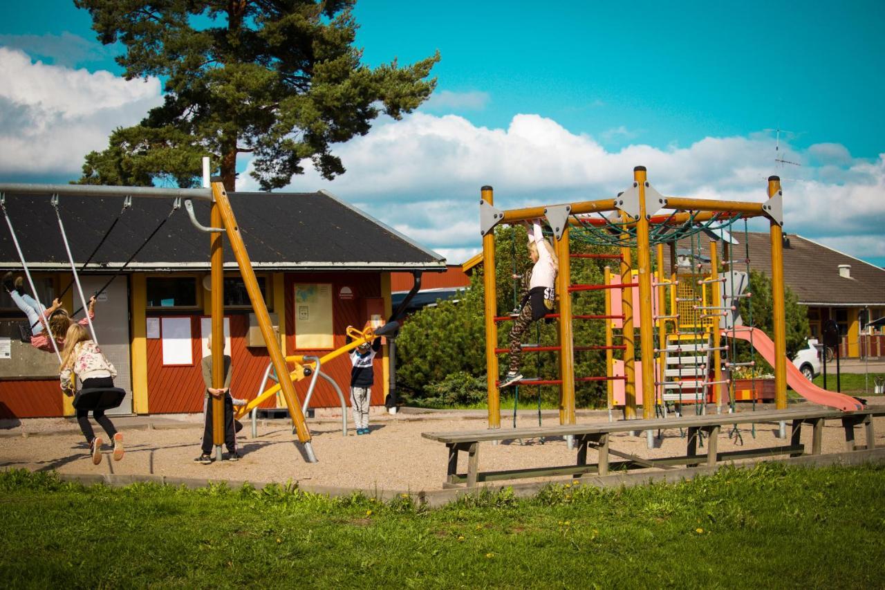 Arsunda Strandbad Sjoesunda Vandrarhem Esterno foto